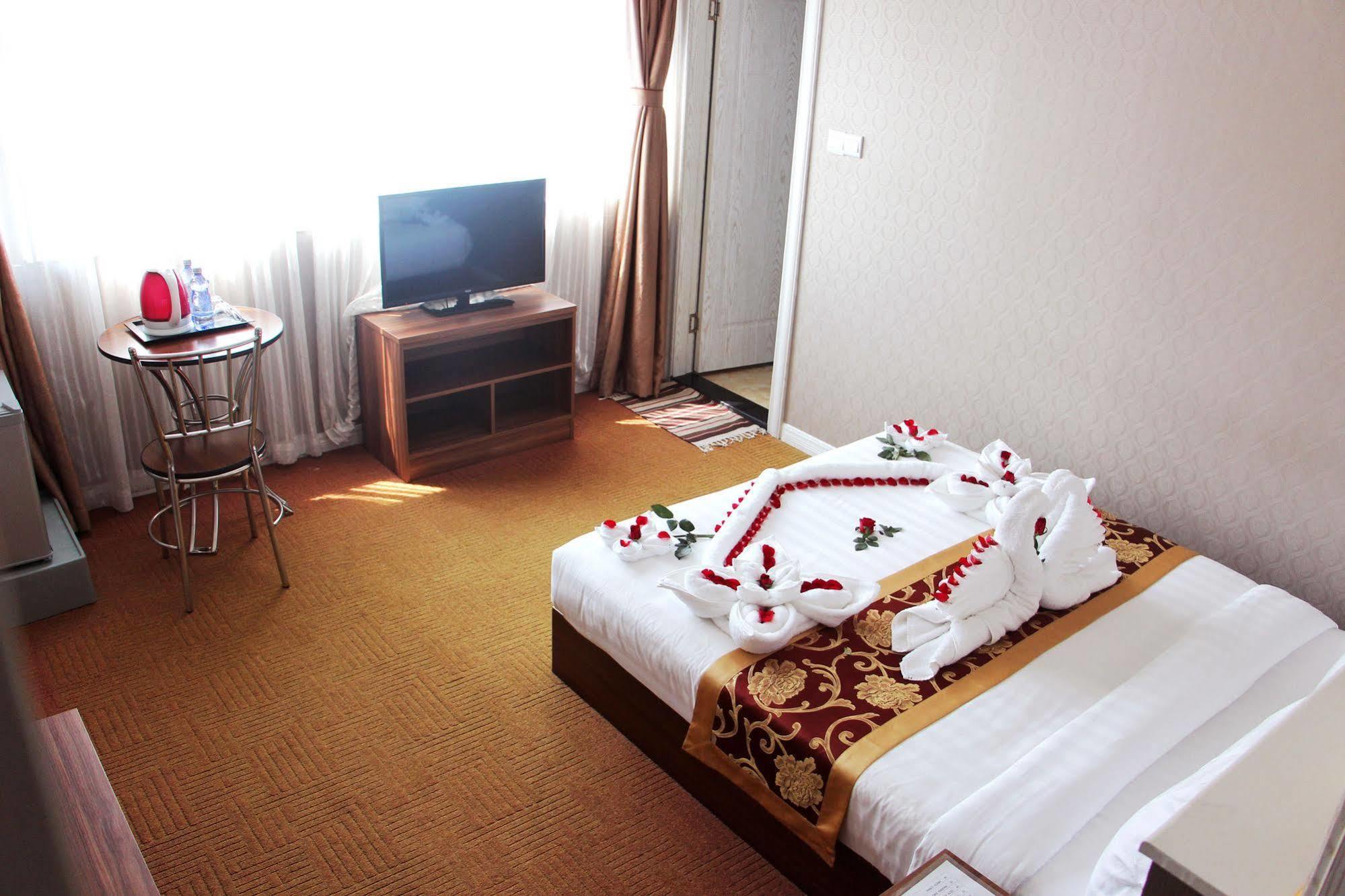 Gyogon Sunny Holiday Hotel מראה חיצוני תמונה